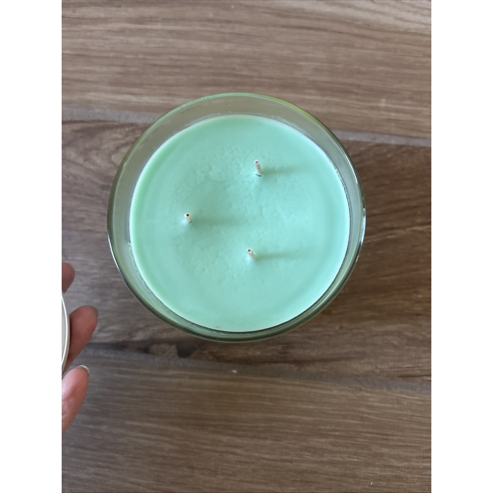 BATH & BODY WORKS 3 WICK 14.5oz CANDLE NEW‎ Vanilla Buttermint - Picture 3 of 7